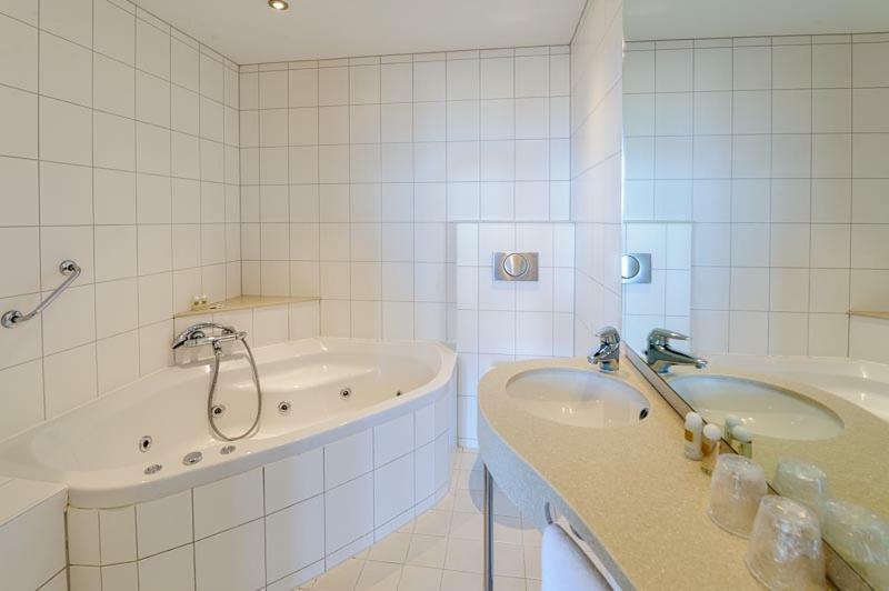 האג Boulevard Hotel Scheveningen מראה חיצוני תמונה